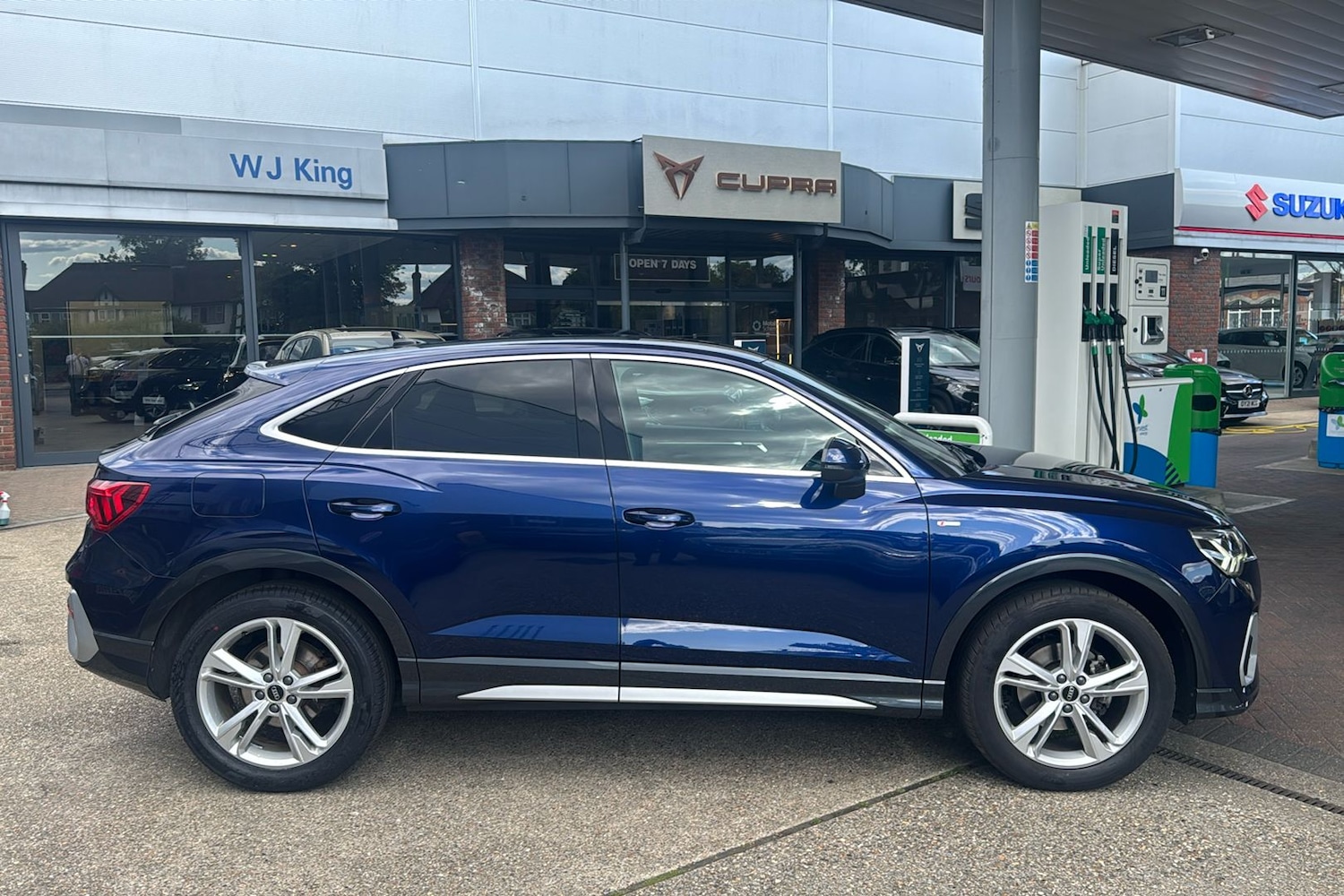 Used Audi Q3 2022 for sale - 77059769: Photo 6