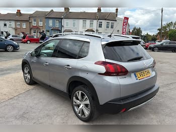 Used Peugeot 2008 2019 for sale - 79809806: Photo