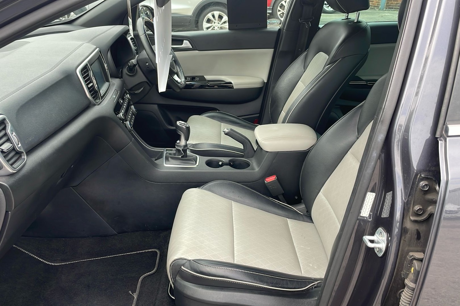Used Kia Sportage 2018 for sale - 76006550: Photo 3