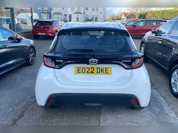 Used Toyota Yaris 2022 for sale - 78012537: Photo