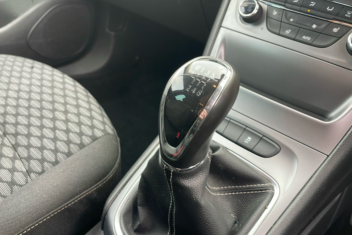 Used Vauxhall Astra 2018 for sale - 76736327: Photo 17