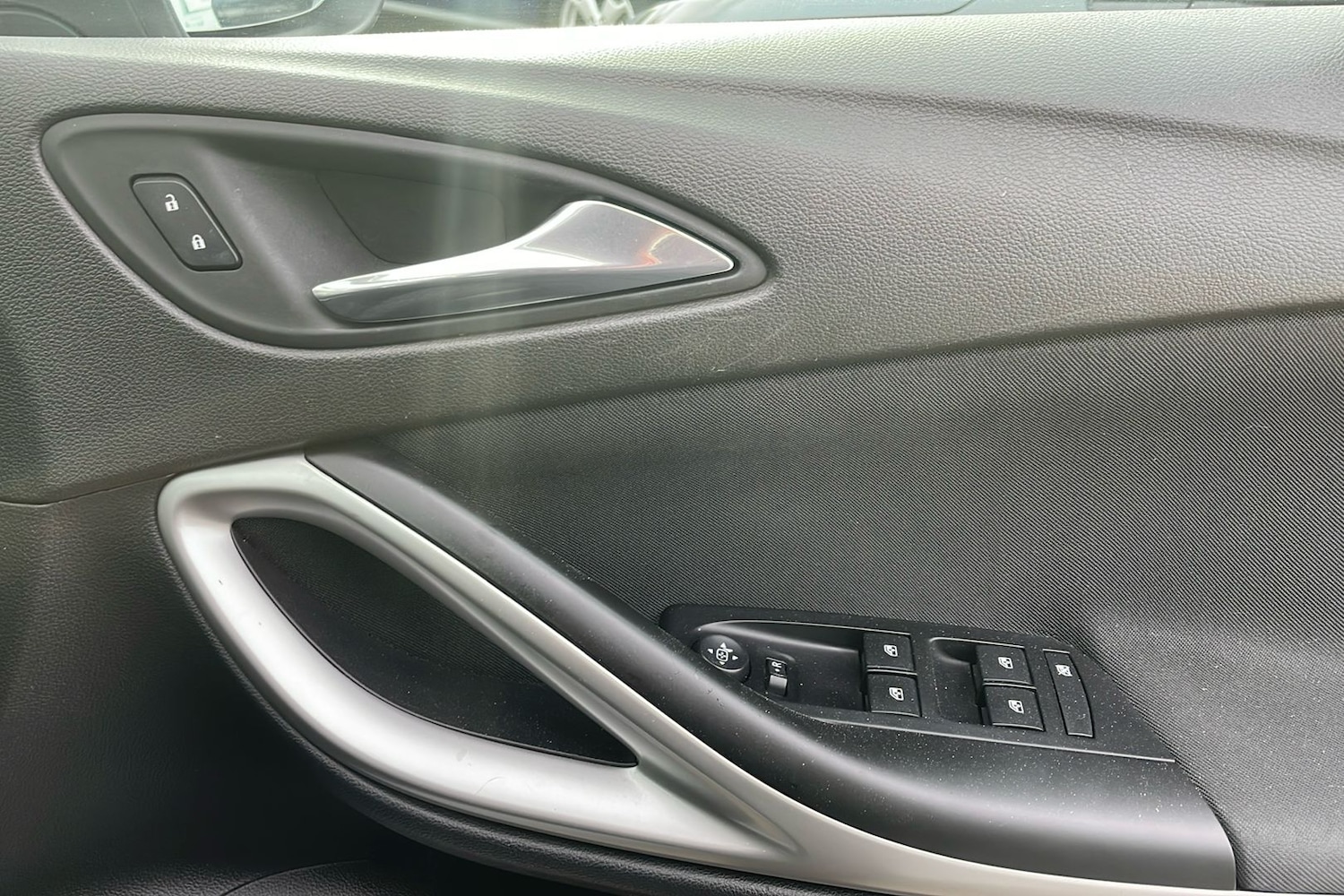 Used Vauxhall Astra 2018 for sale - 76736327: Photo 18