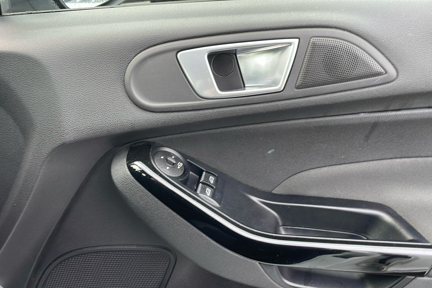 Used Ford Fiesta 2017 for sale - 77392499: Photo 20