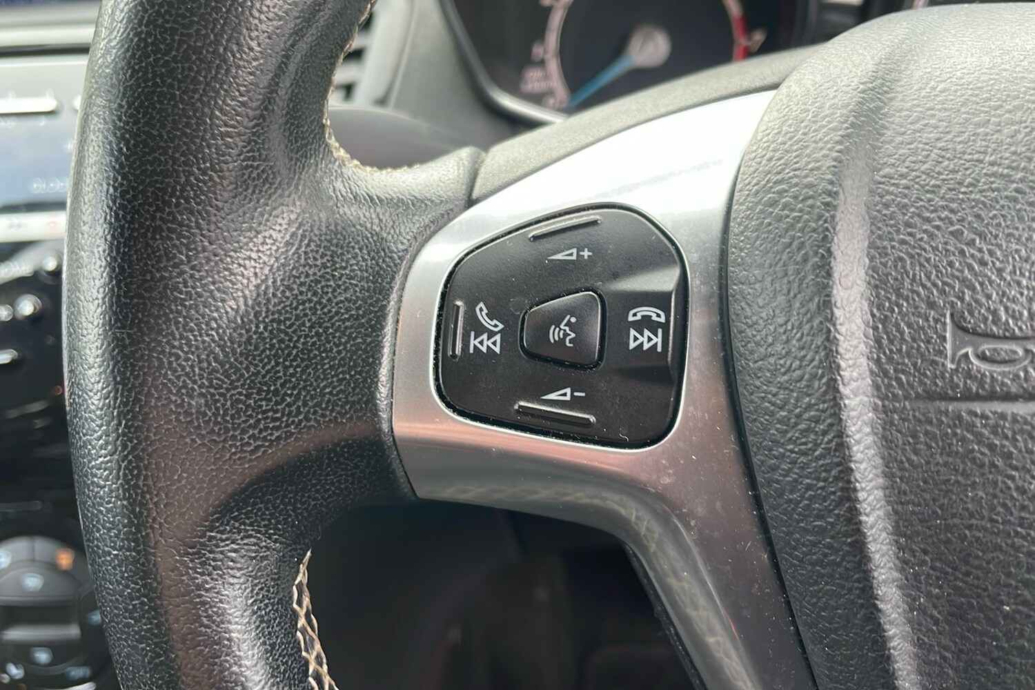 Used Ford Fiesta 2017 for sale - 77392499: Photo 23