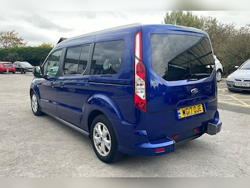 Used Ford Grand Tourneo Connect 2017 for sale - 76280753: Photo
