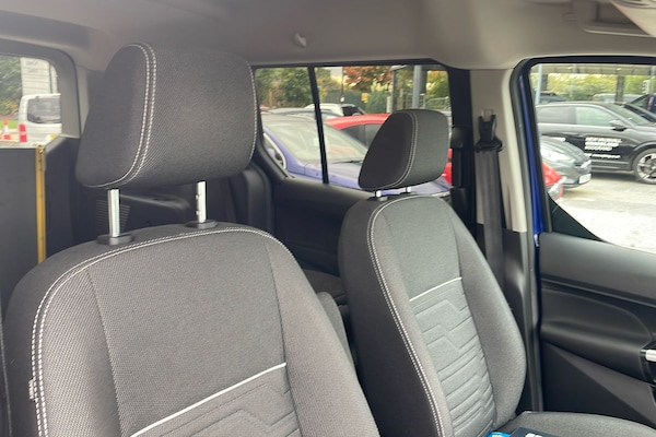 Used Ford Grand Tourneo Connect 2017 for sale - 76280753: Photo 38
