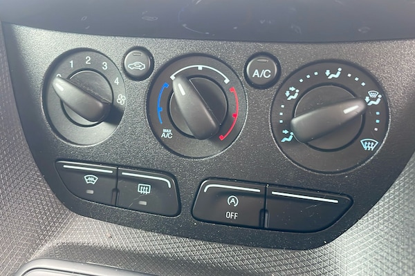 Used Ford Grand Tourneo Connect 2017 for sale - 76280753: Photo 39