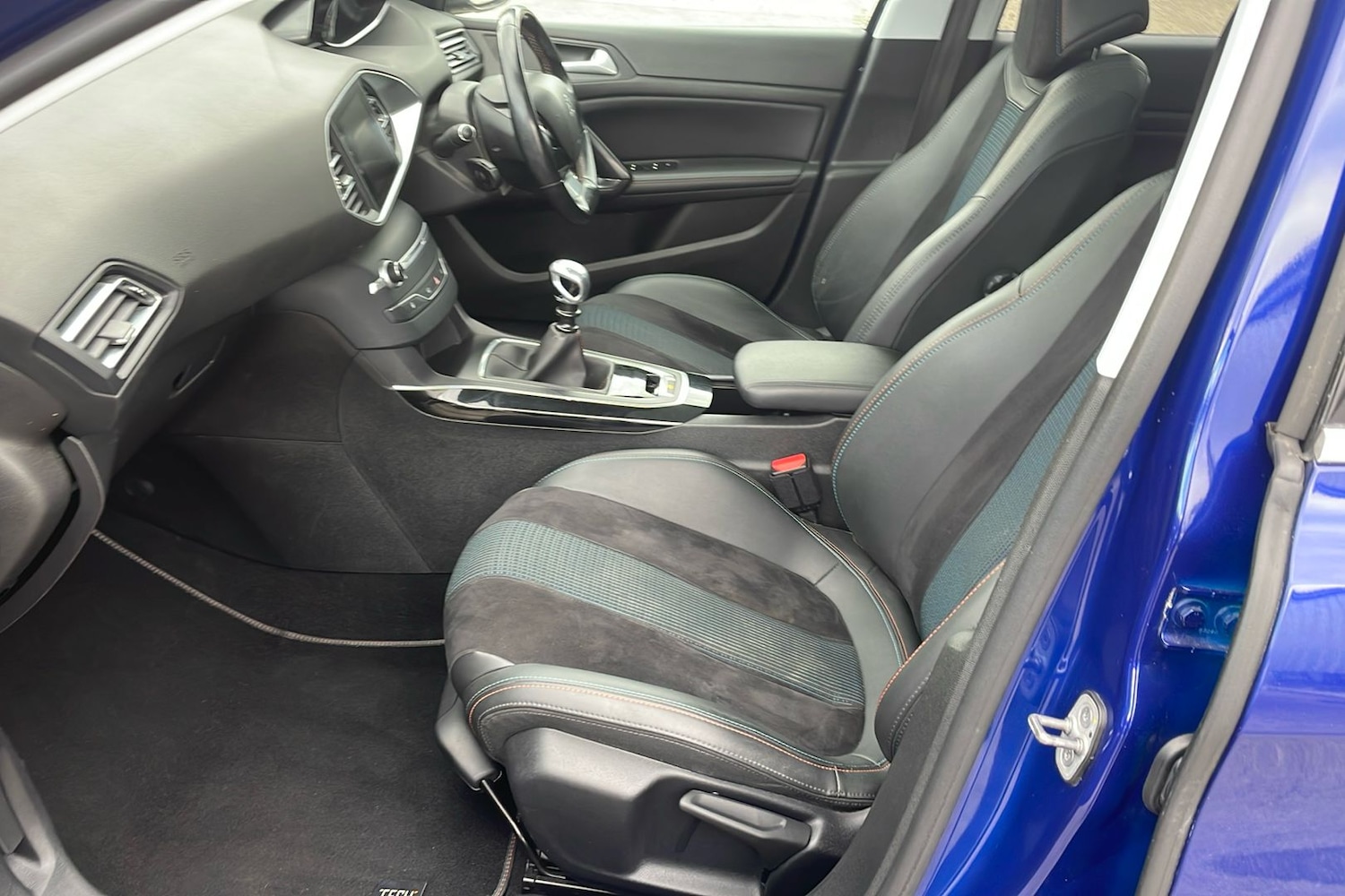 Used Peugeot 308 SW 2019 for sale - 76292778: Photo 3