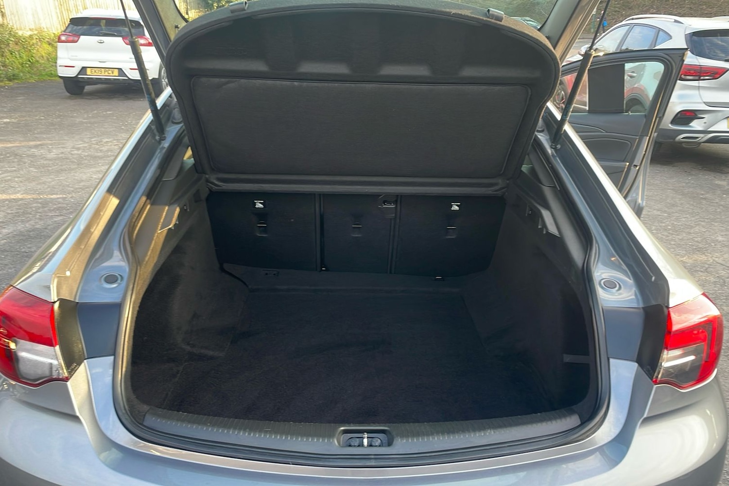 Used Vauxhall Insignia 2019 for sale - 78084051: Photo 13