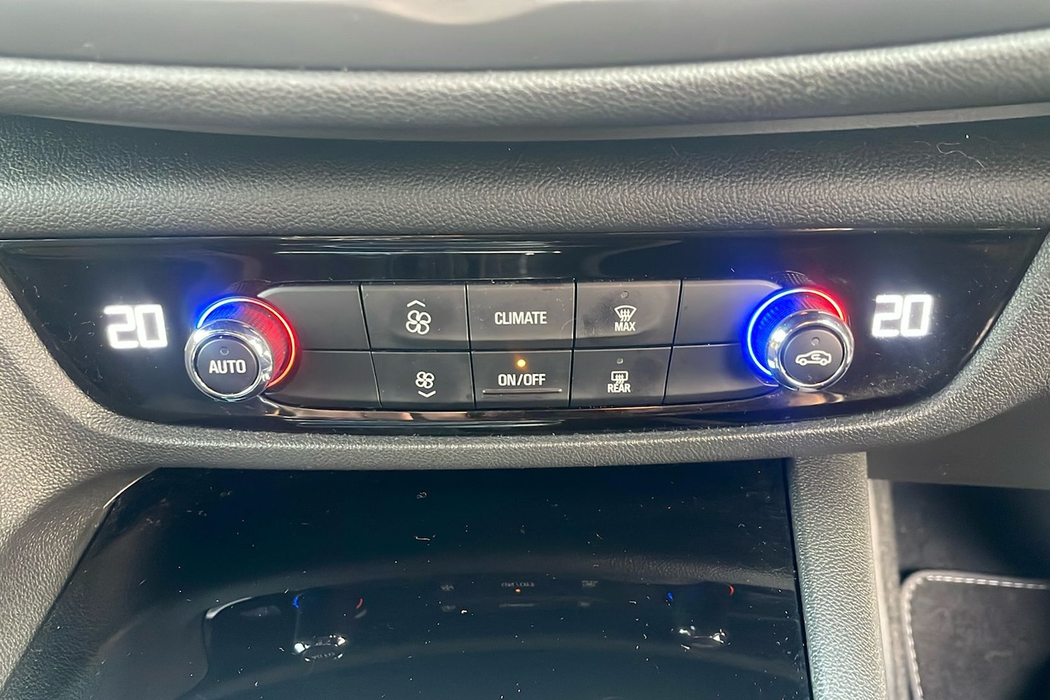 Used Vauxhall Insignia 2019 for sale - 78084051: Photo 19