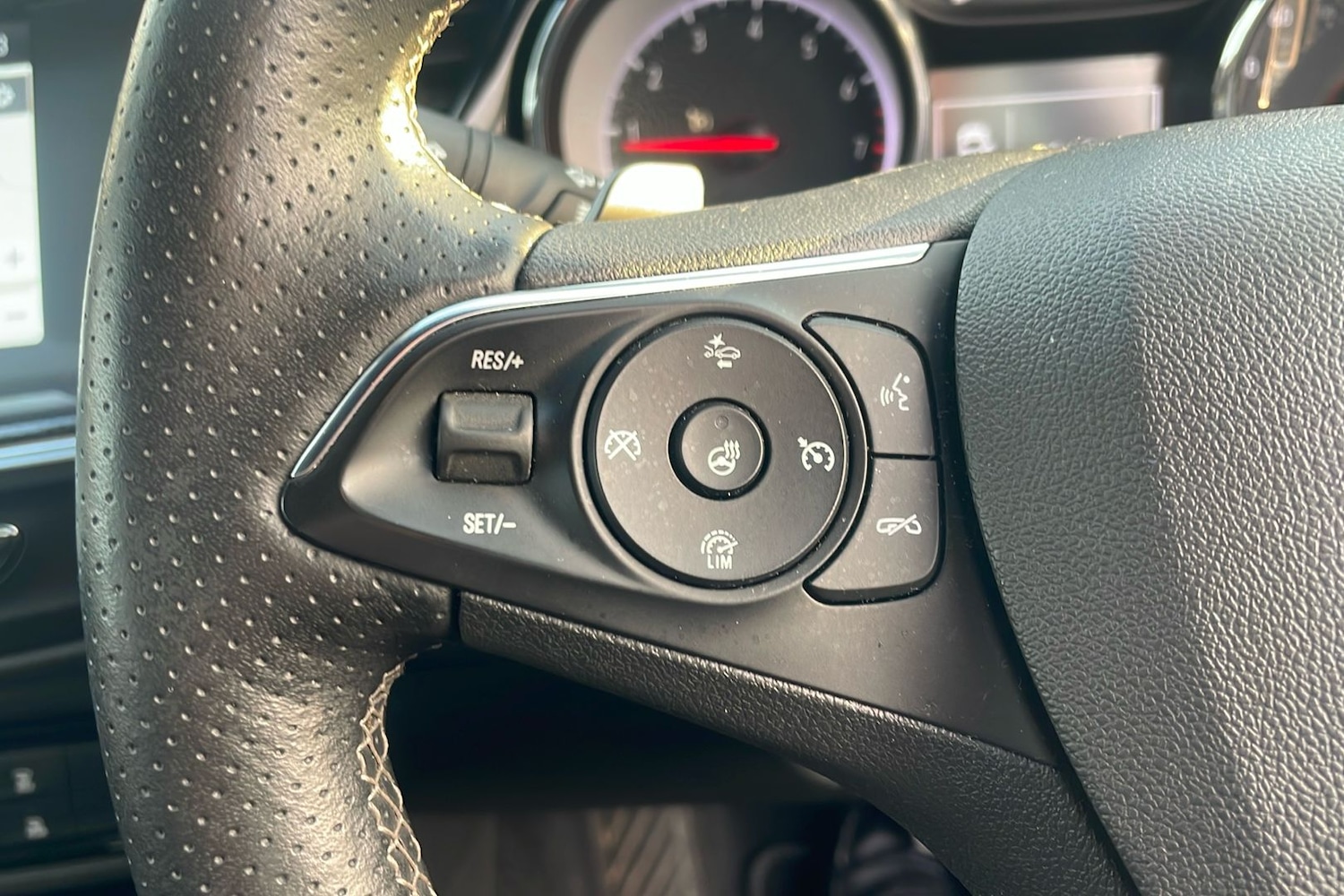 Used Vauxhall Insignia 2019 for sale - 78084051: Photo 25