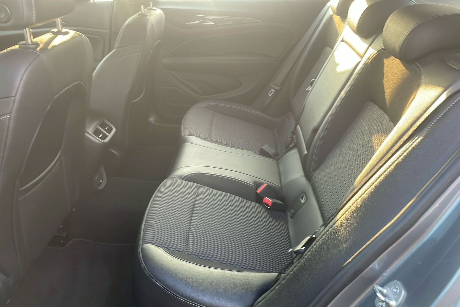 Used Vauxhall Insignia 2019 for sale - 78084051: Photo 5