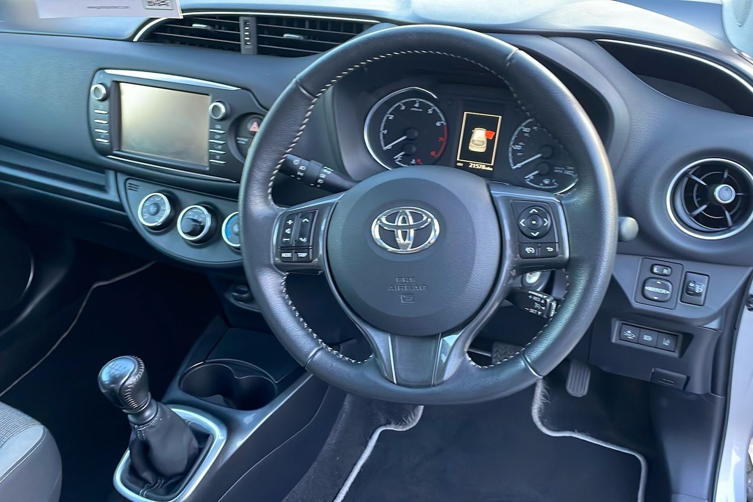 Used Toyota Yaris 2020 for sale - 77104460: Photo 14