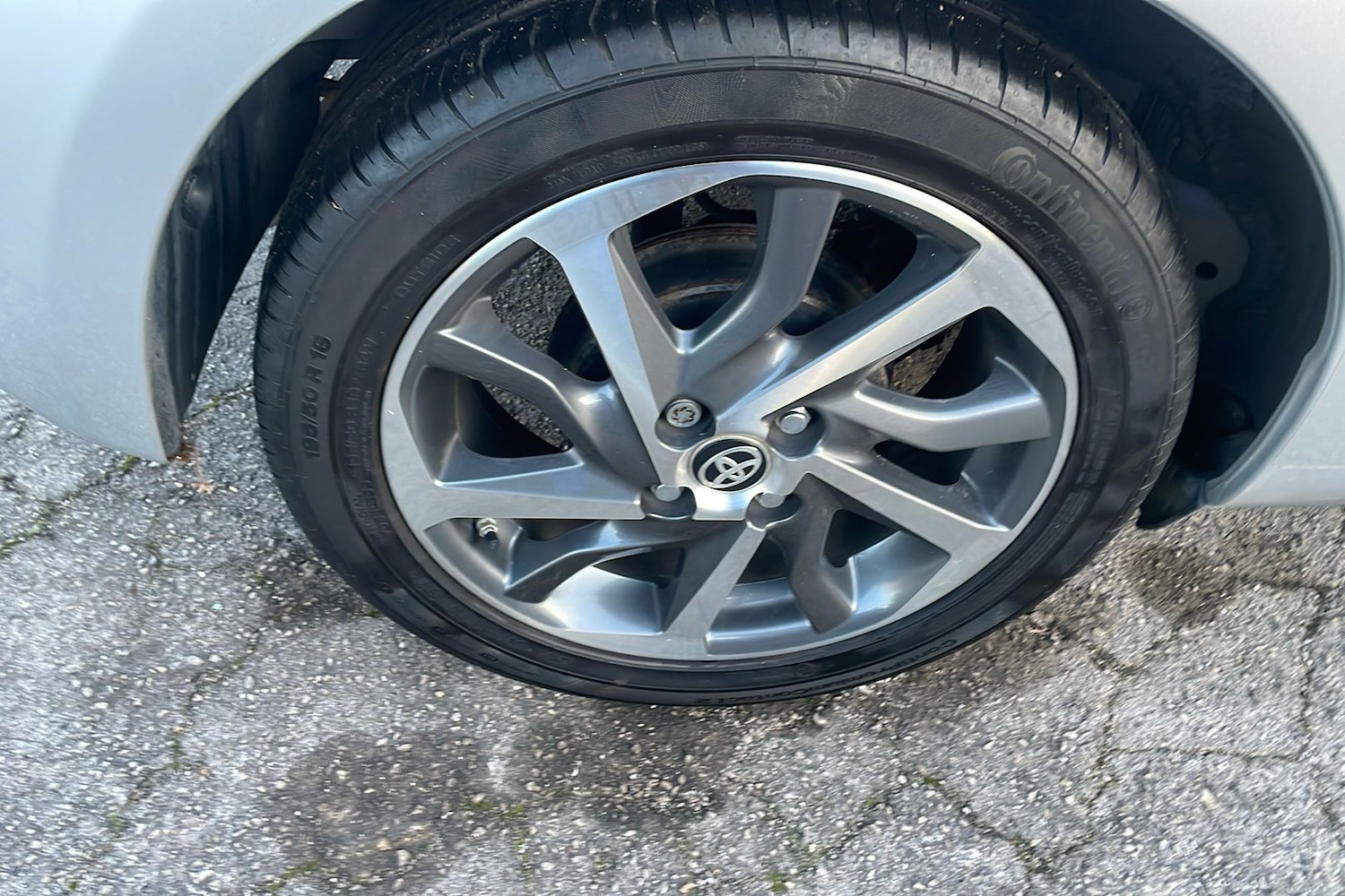 Used Toyota Yaris 2020 for sale - 77104460: Photo 42