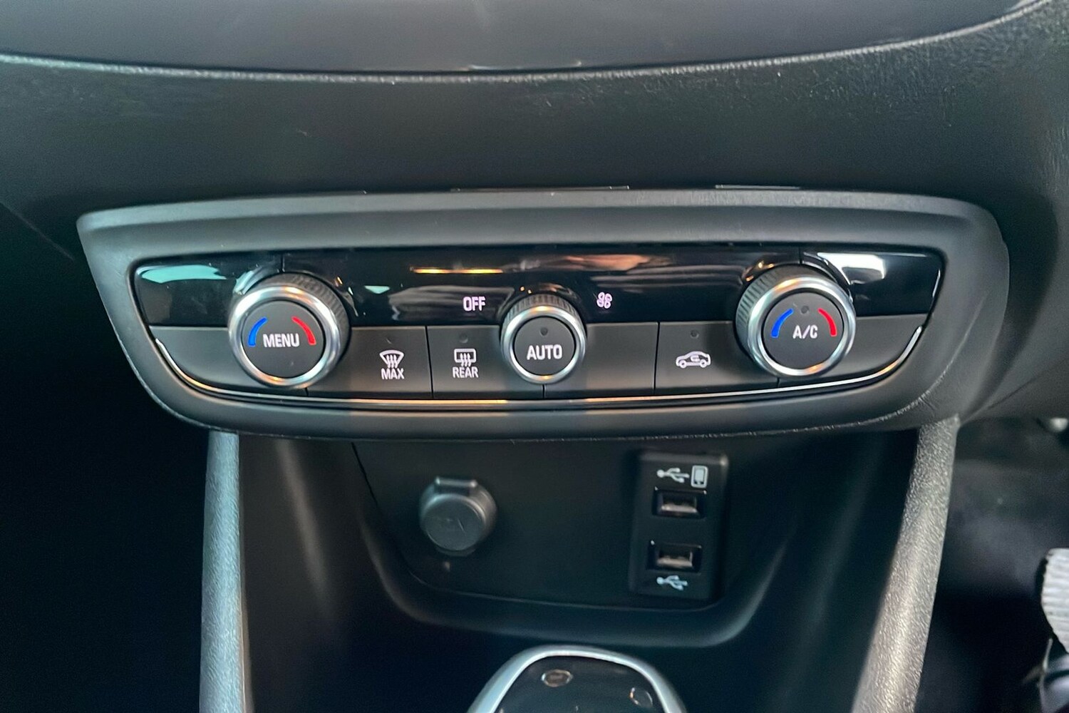 Used Vauxhall Crossland X 2019 for sale - 77663096: Photo 17