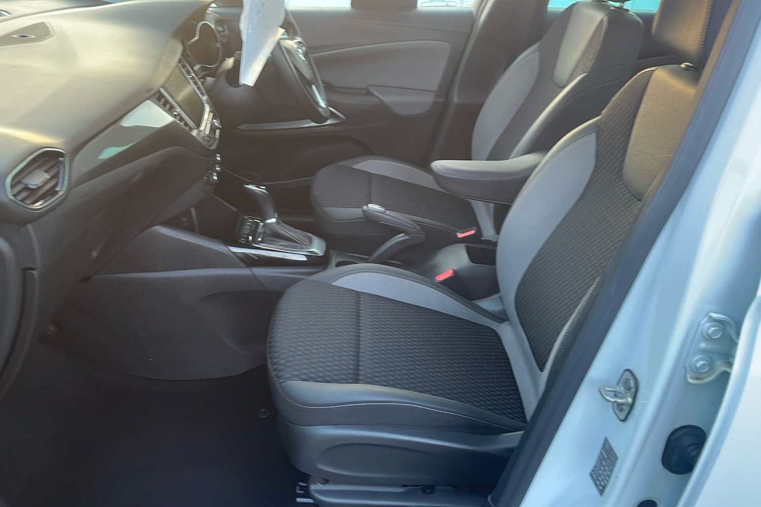 Used Vauxhall Crossland X 2019 for sale - 77663096: Photo 3