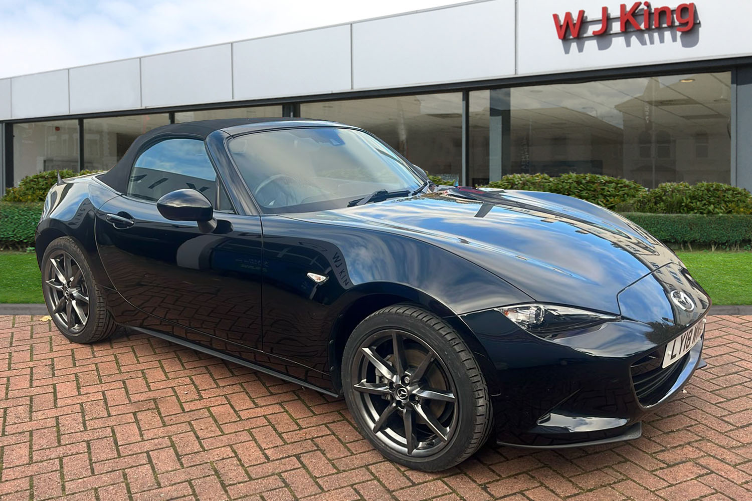 Used Mazda MX-5 2018 for sale - 76655729: Photo 1