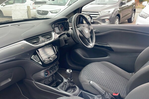 Used Vauxhall Corsa 2016 for sale - 76133496: Photo 3
