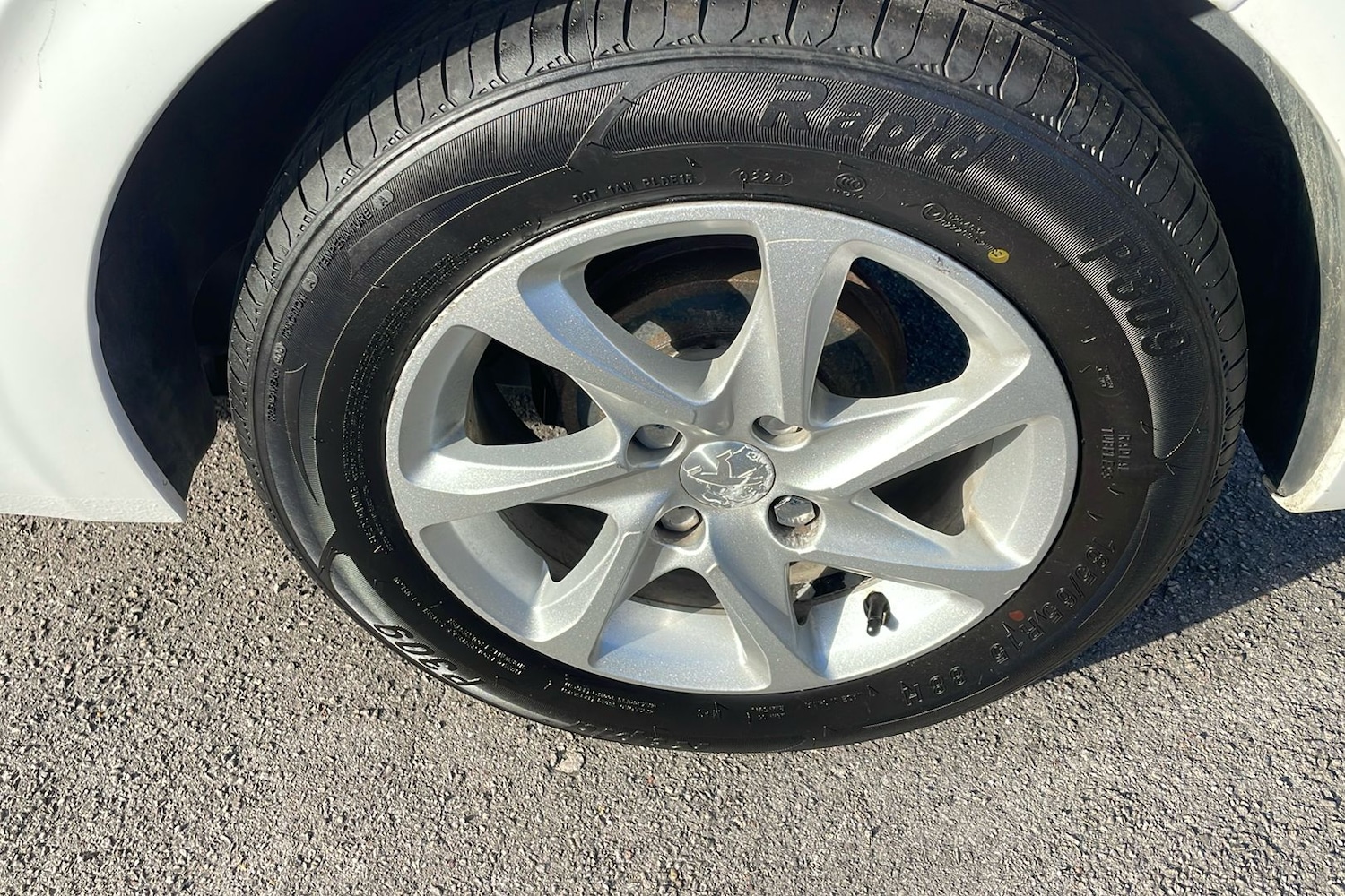 Used Peugeot 208 2016 for sale - 76374568: Photo 15