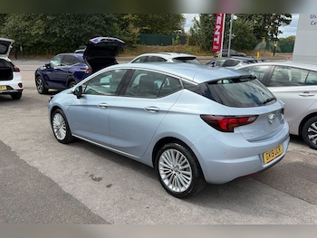 Used Vauxhall Astra 2019 for sale - 79445631: Photo