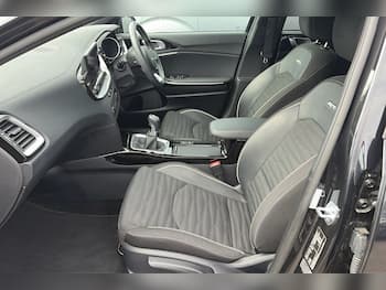 Used Kia XCeed 2023 for sale - 79845075: Photo