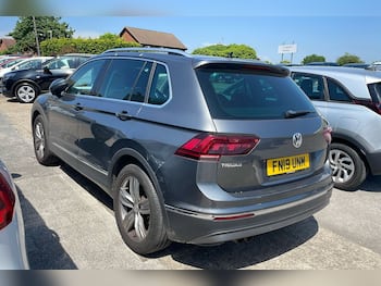 Used Volkswagen Tiguan 2019 for sale - 79719252: Photo