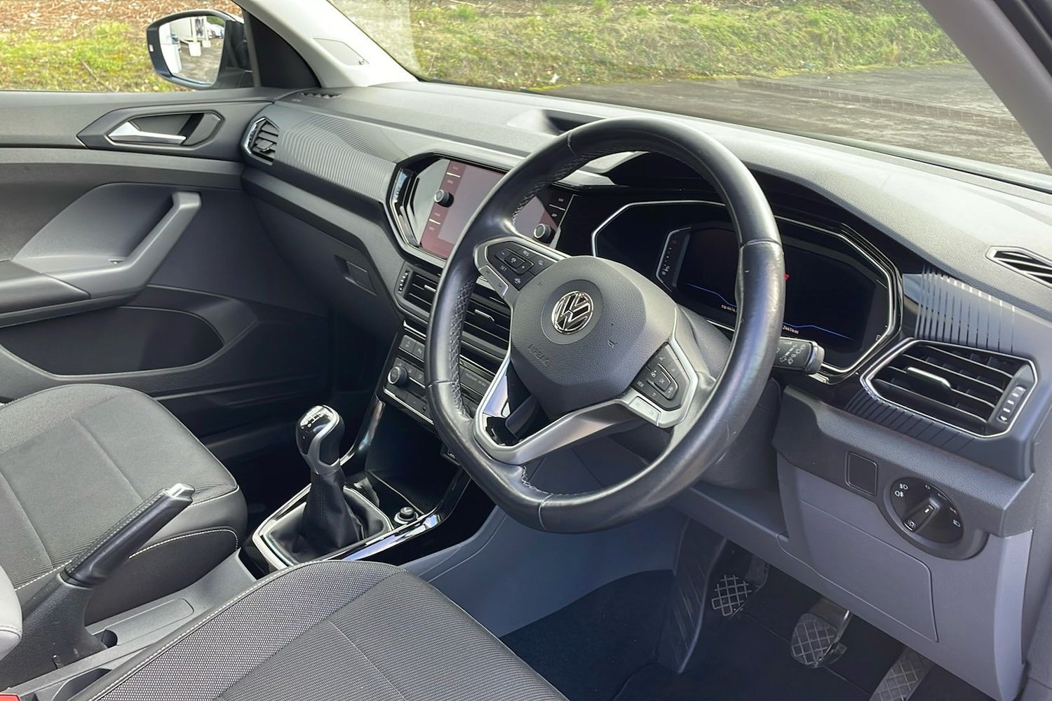 Used Volkswagen T-Cross 2019 for sale - 77395107: Photo 11