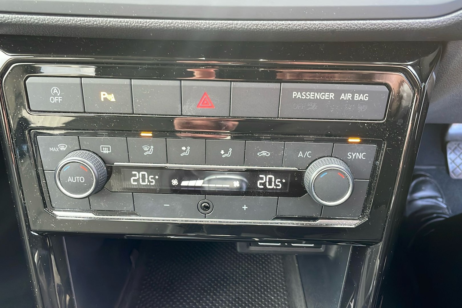 Used Volkswagen T-Cross 2019 for sale - 77395107: Photo 18