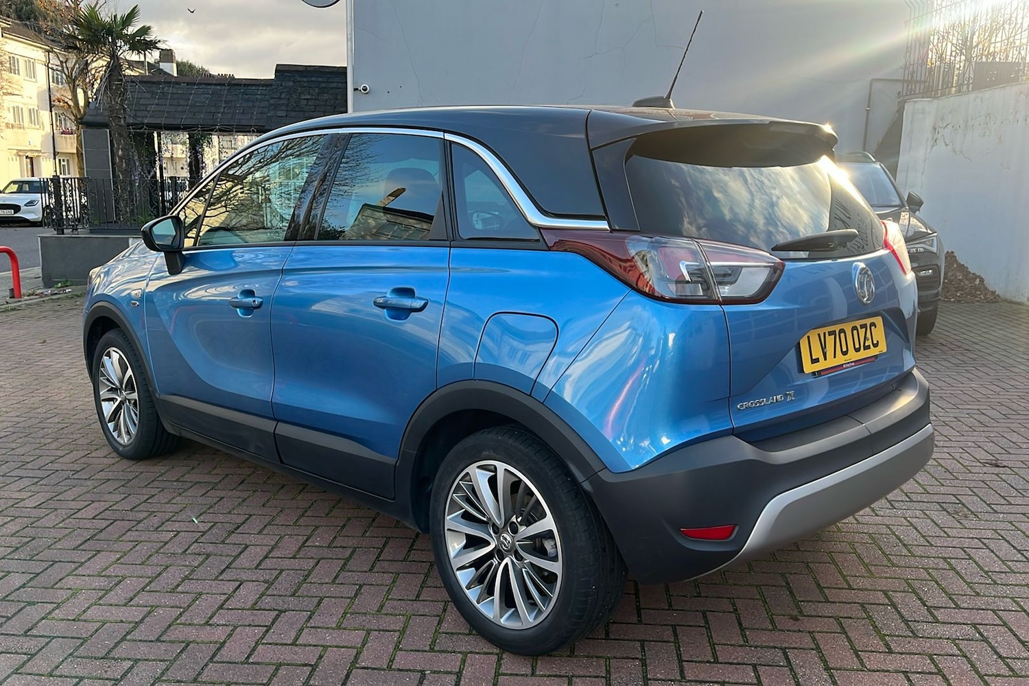 Used Vauxhall Crossland X 2020 for sale - 76718661: Photo 2