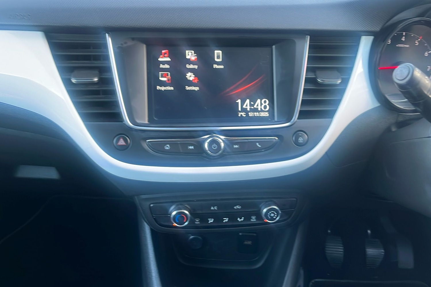 Used Vauxhall Crossland X 2020 for sale - 76718661: Photo 25