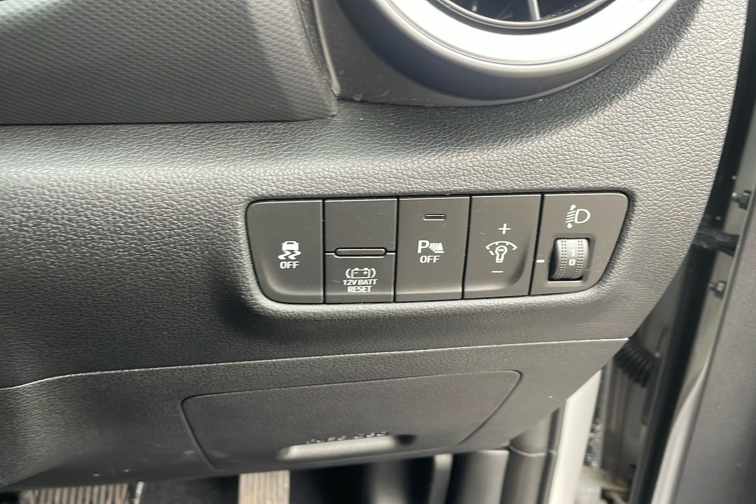 Used Hyundai KONA 2022 for sale - 77395113: Photo 24