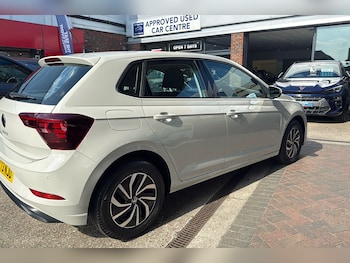 Used Volkswagen Polo undefined for sale - 78789102: Photo