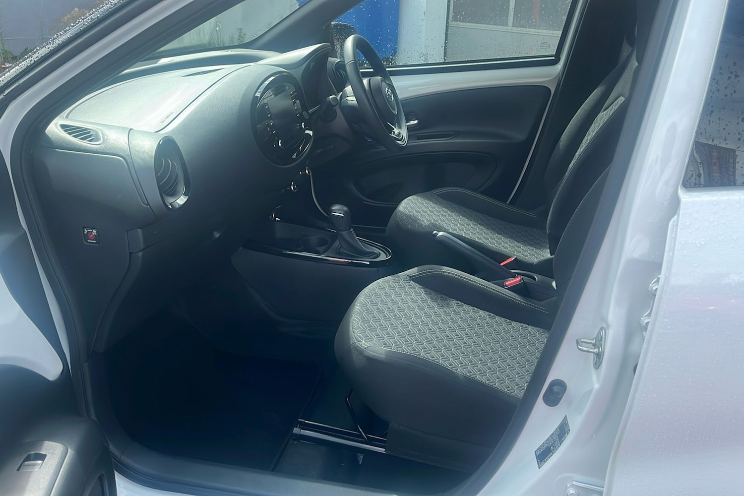 Used Toyota Aygo X for sale - 76655719: Photo 3