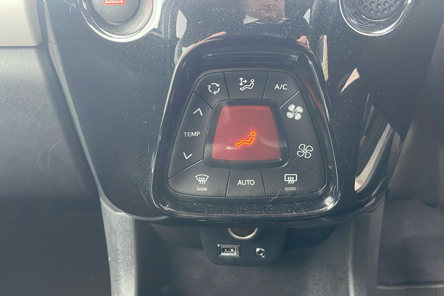 Used Toyota AYGO 2017 for sale - 76313394: Photo 15