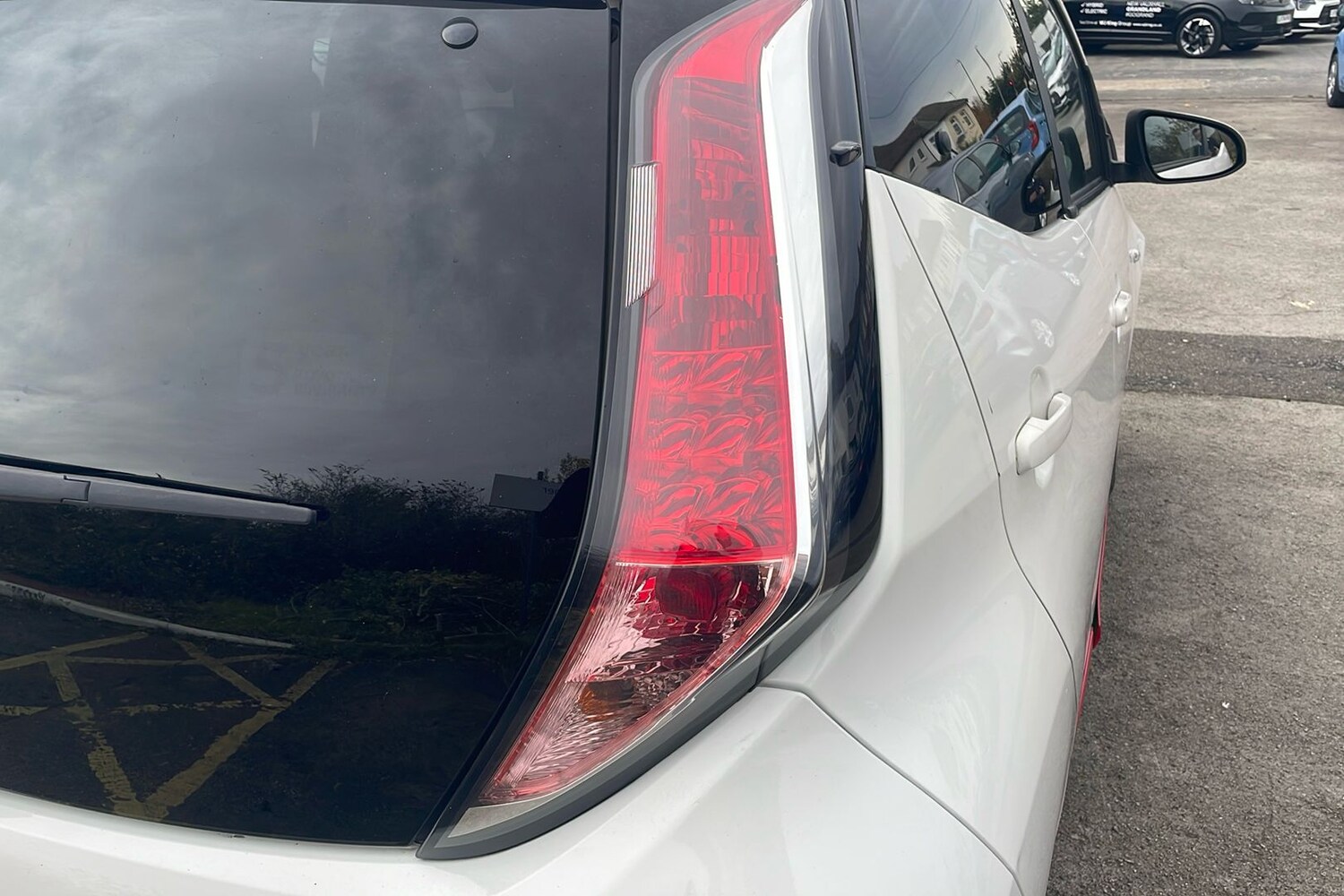 Used Toyota AYGO 2017 for sale - 76313394: Photo 29