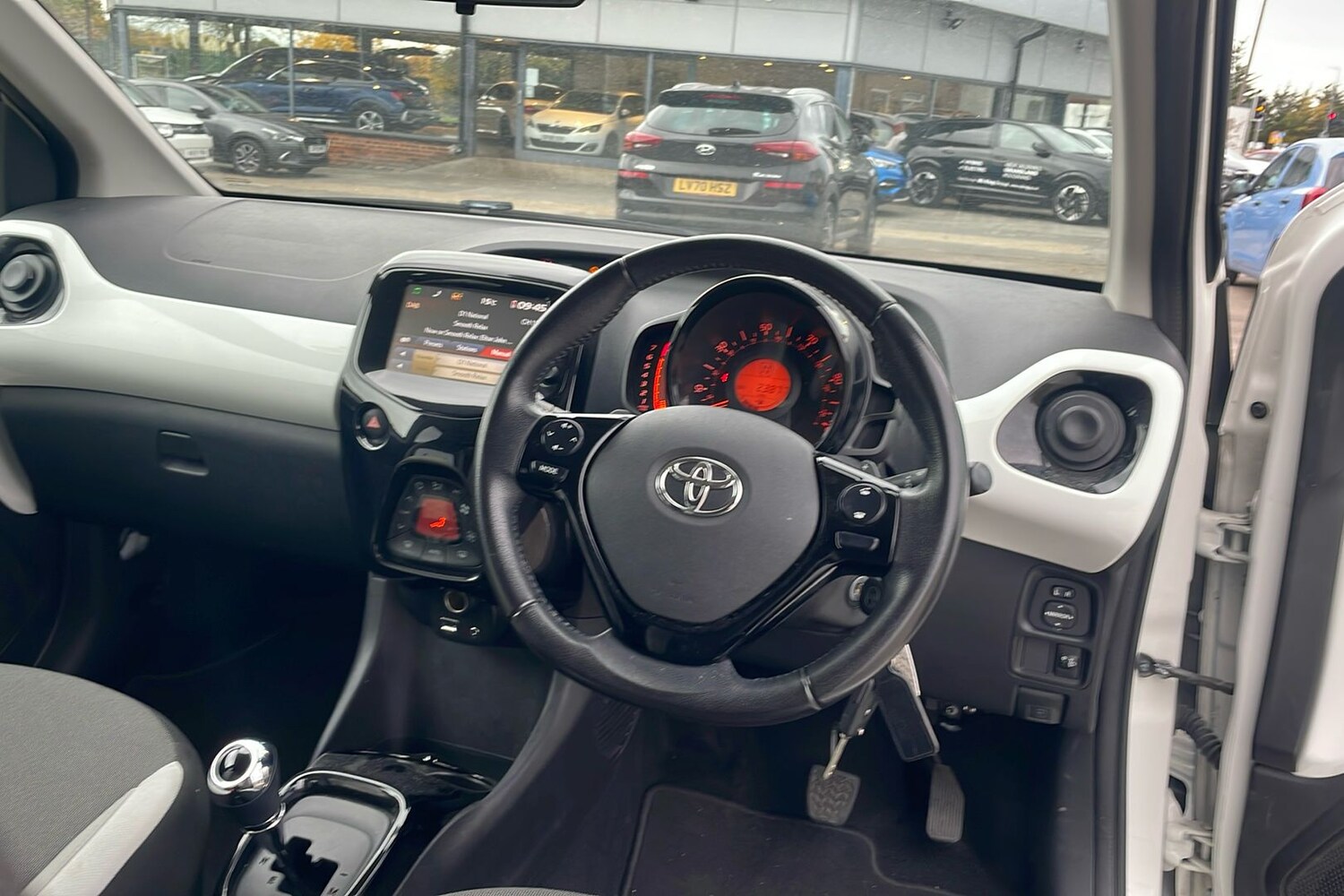 Used Toyota AYGO 2017 for sale - 76313394: Photo 49