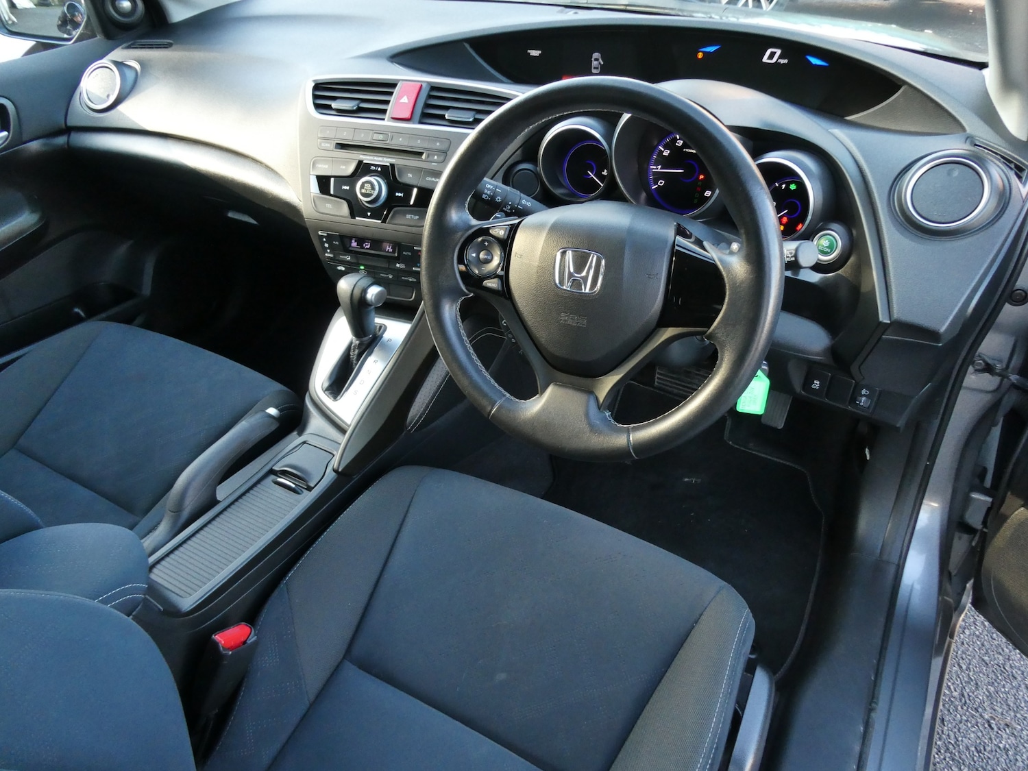 Used Honda Civic 2014 for sale - 76693852: Photo 3
