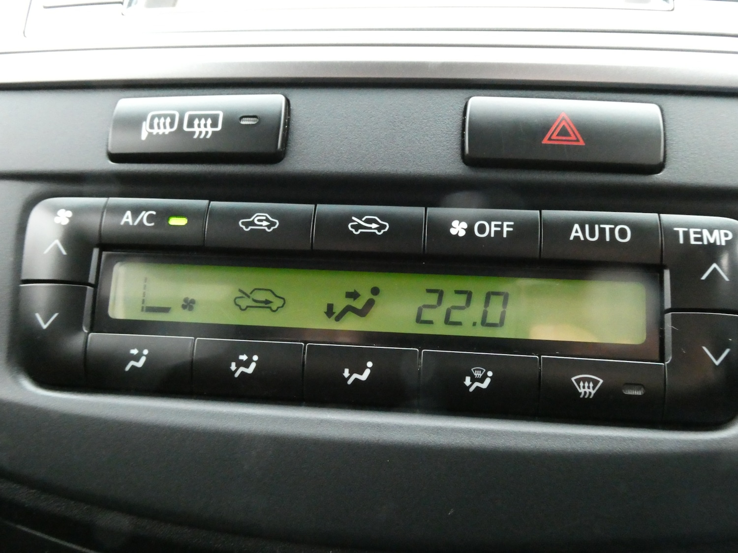 Used Toyota Hilux 2015 for sale - 77271104: Photo 13