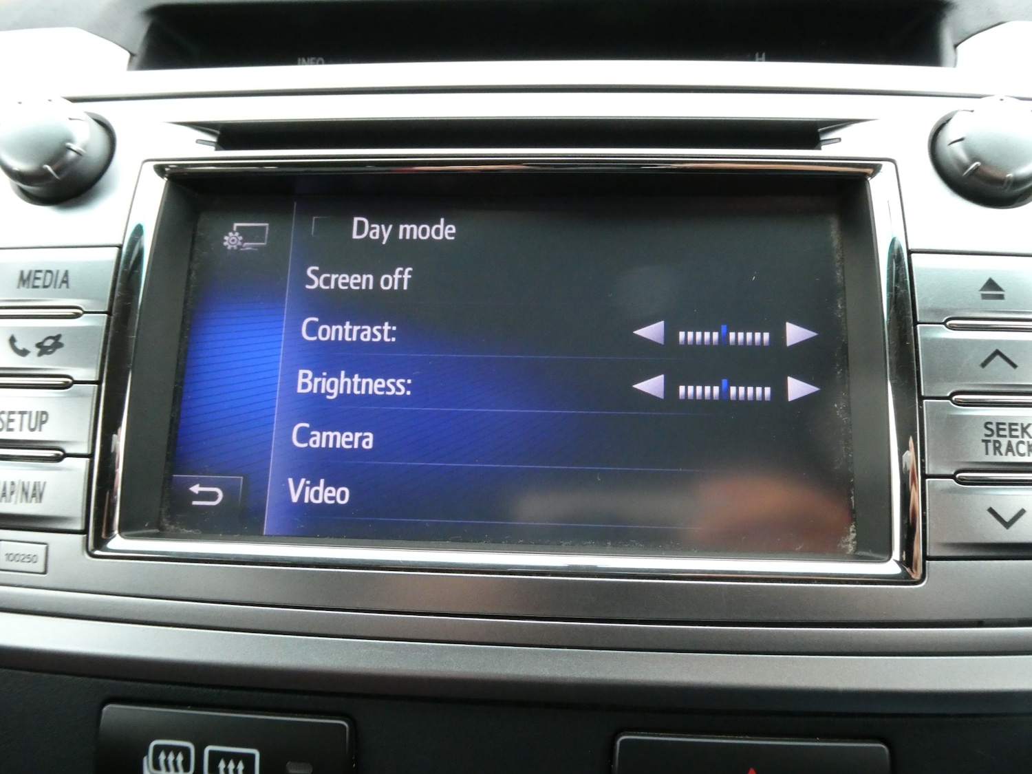 Used Toyota Hilux 2015 for sale - 77271104: Photo 16