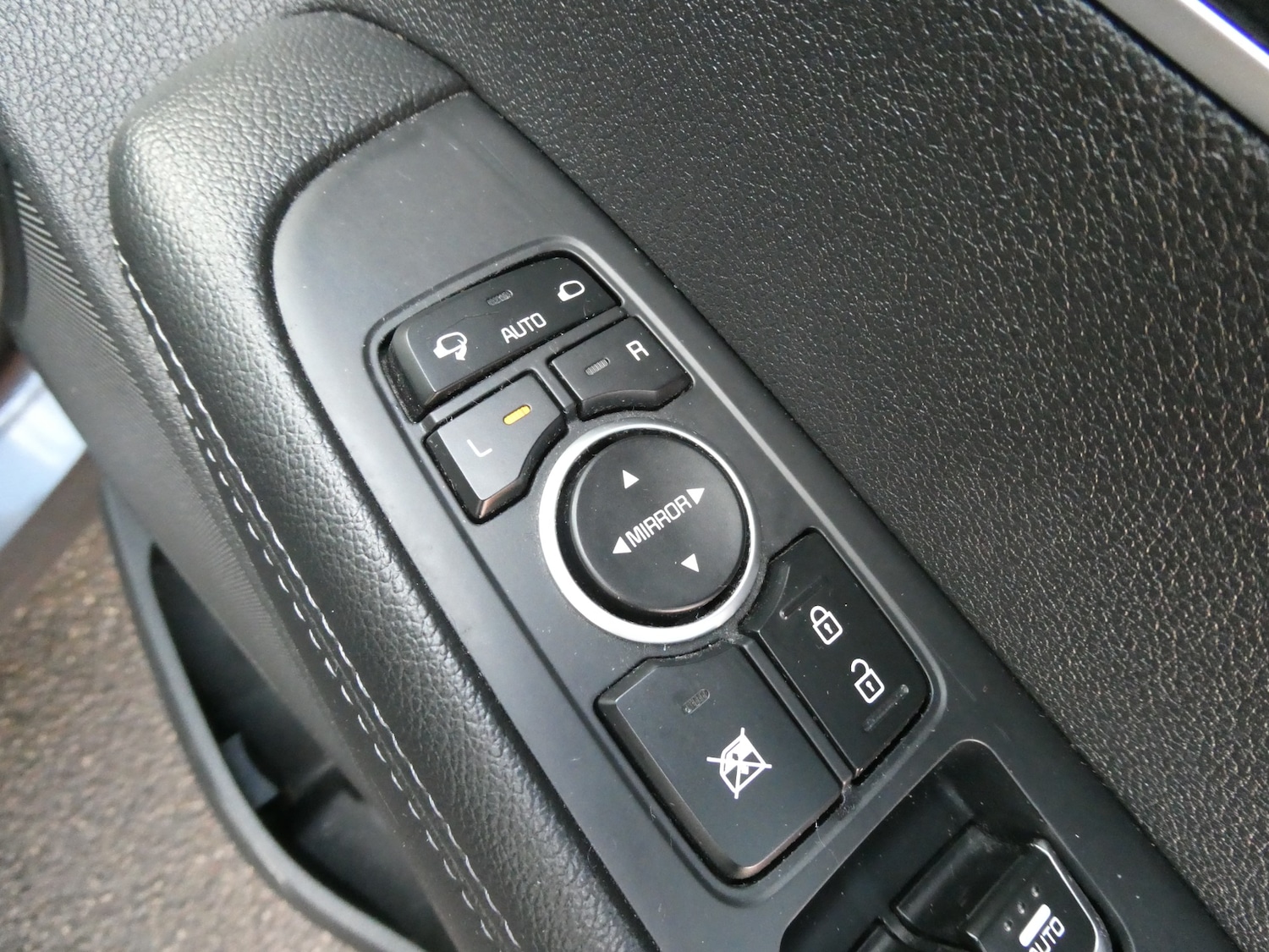 Used Kia Sorento 2015 for sale - 78055178: Photo 11