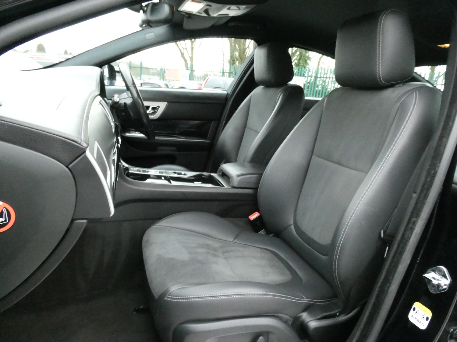 Used Jaguar XF 2014 for sale - 77665378: Photo 17