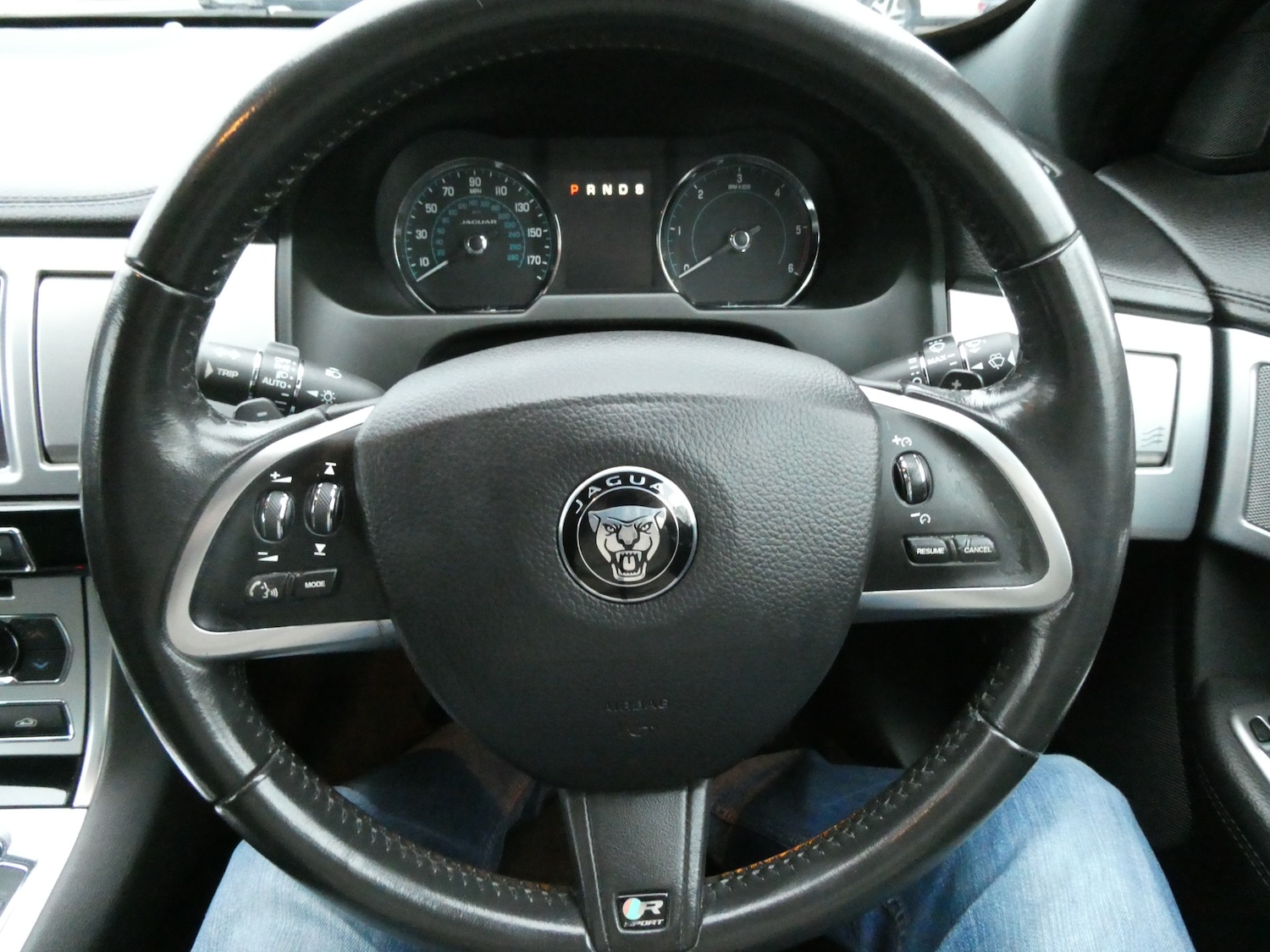 Used Jaguar XF 2014 for sale - 77665378: Photo 6