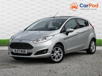 2017 (17) - 1.25 82 Zetec 5dr *1 LADY OWNER +6 SERVICES +BTOOTH +DAB +USB*