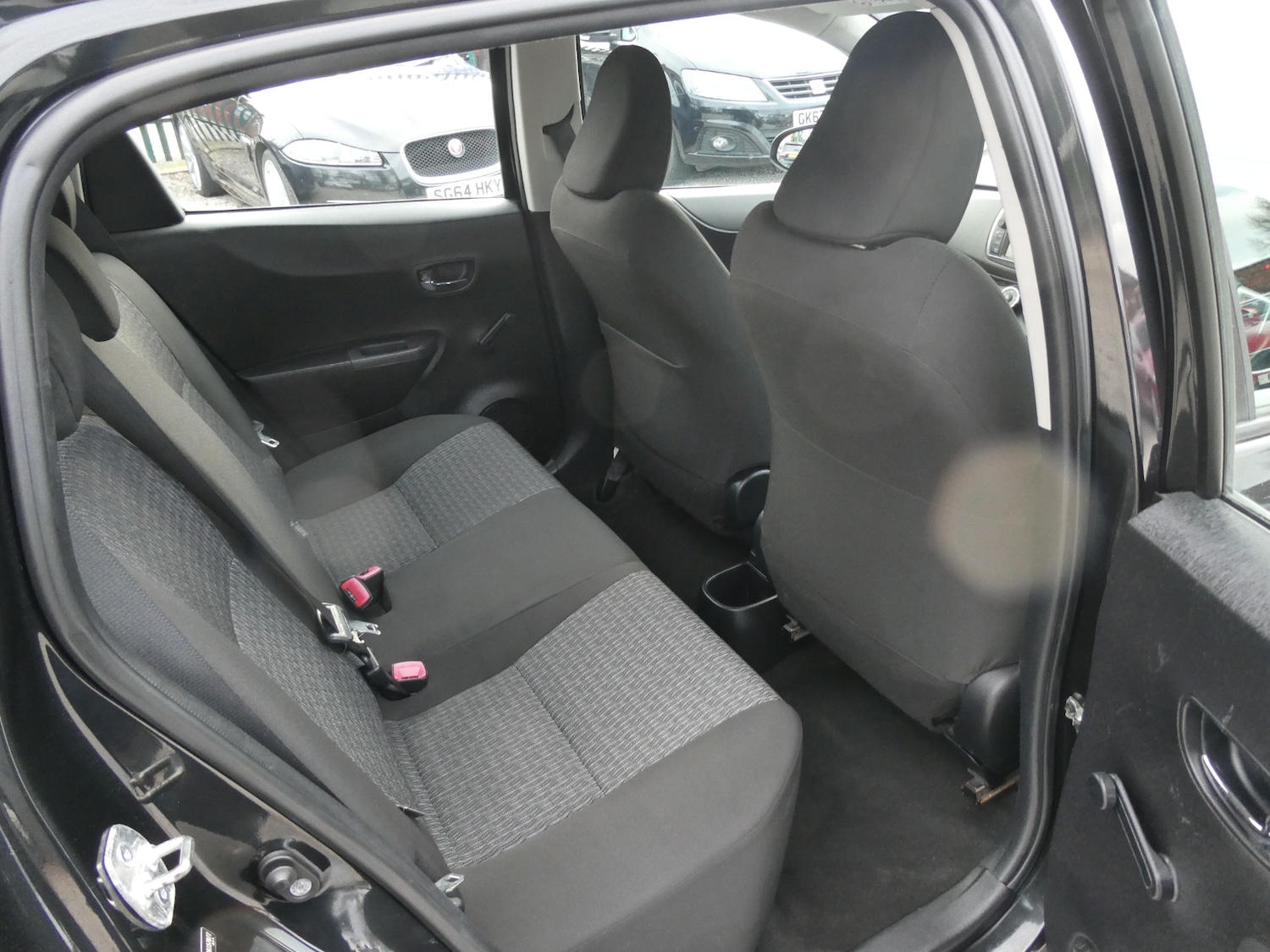 Used Toyota Yaris 2013 for sale - 77545460: Photo 21