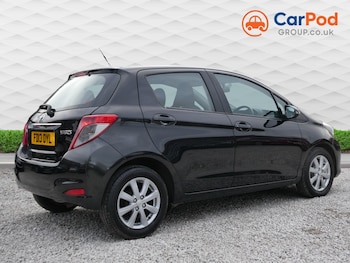 Used Toyota Yaris 2013 for sale - 77545460: Photo