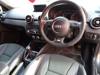 Used Audi A1 2013 for sale - 75689720: Photo