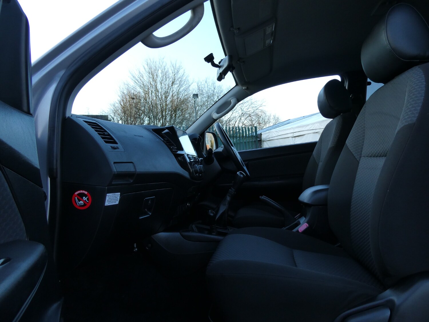 Used Toyota Hilux 2015 for sale - 77220778: Photo 17