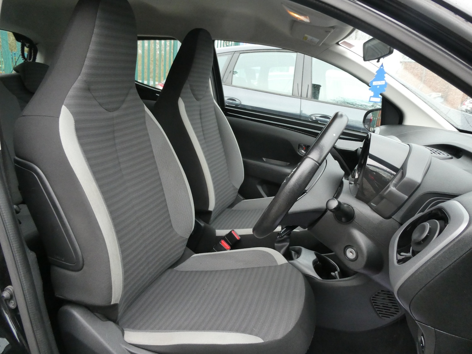 Used Toyota AYGO 2018 for sale - 77460971: Photo 5