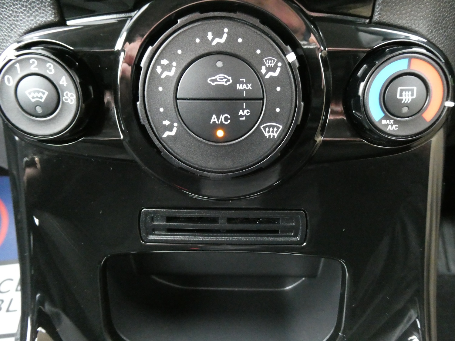 Used Ford Fiesta 2017 for sale - 76554348: Photo 14