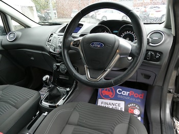 Used Ford Fiesta 2017 for sale - 76554348: Photo